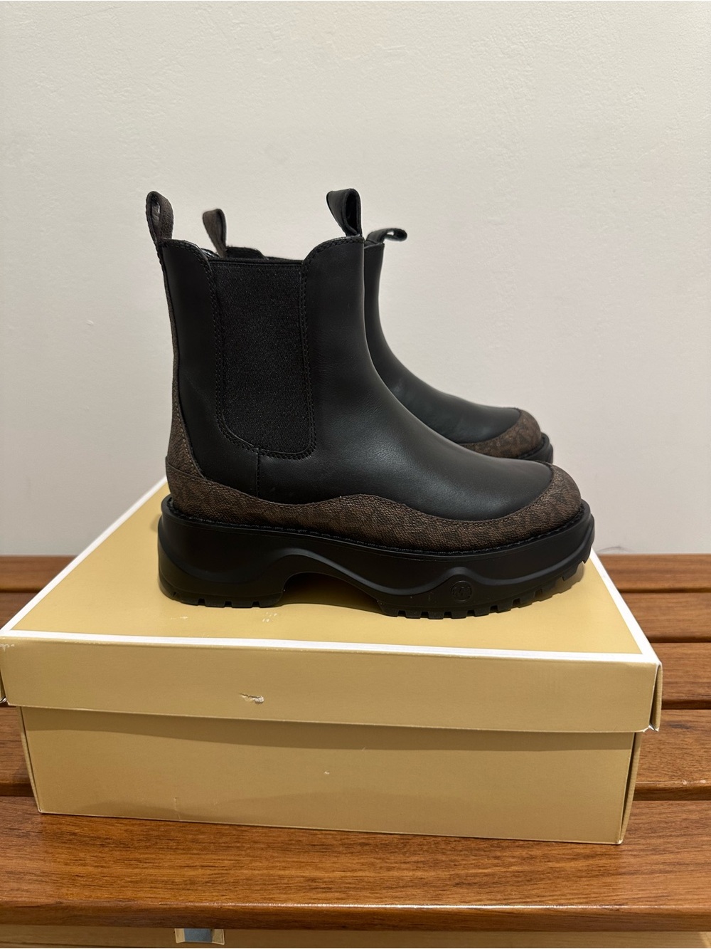 Michael Kors Black Leather Chukka Boots with Brown Logo Toe - Picture 4 of 7